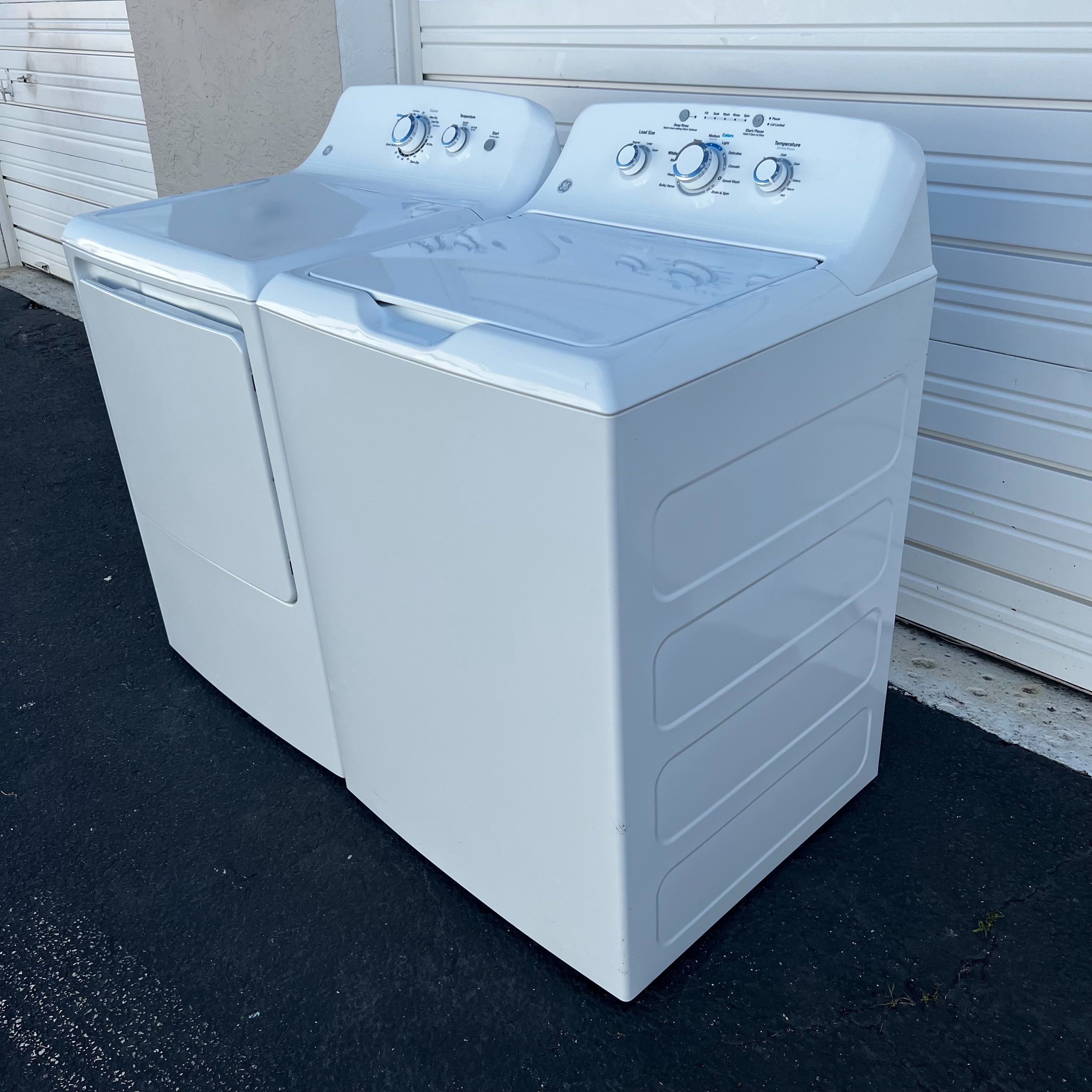 GE Washer and Dryer Set GE Washer and Dryer Set
